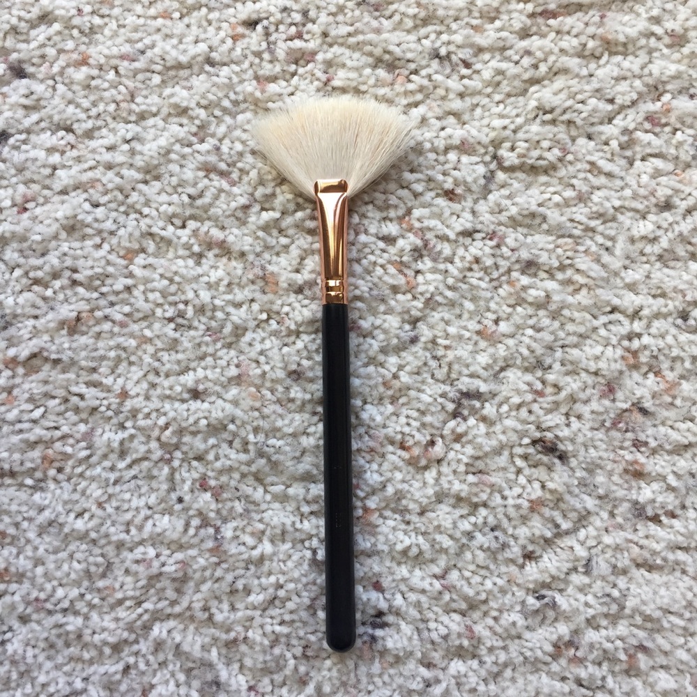 🌼 clearance item 🌼 Morphe Fan Brush